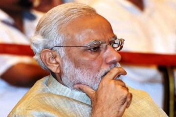 Modi accuses ‘hawalabaaz’ Congress of creating roadblocks to government