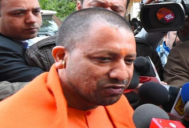 Yogi Adityanath slams SRK, compares him with Hafiz Saeed