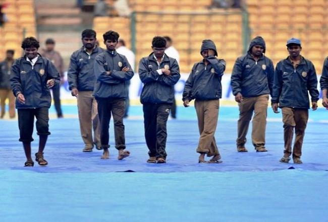 Second cricket Test called off