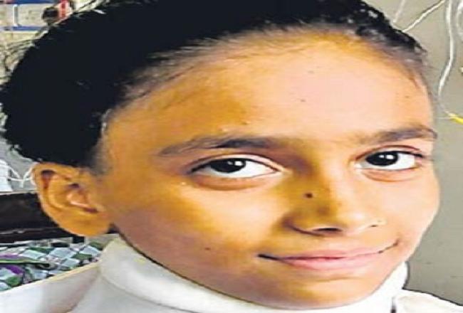 सर्वाइकल स्पाइन से गांठ निकाली तो 12 साल की बच्ची के हाथ-पैरों में आई जान