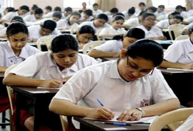 2 लाख अभ्यर्थियों के साथ प्रशासन की भी परीक्षा, 2 महीने में 3 बड़ी परीक्षाएं