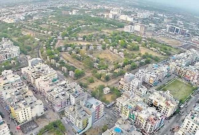 IL के पास 10 हजार करोड़ की संपत्ति, कुछ हिस्सा बेचकर चल सकती है कंपनी