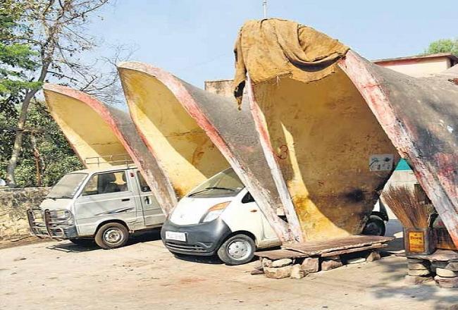 पूरे शहर में अतिक्रमण विरोधी अभियान चला, निगम को नहीं दिखे ये कब्जे !