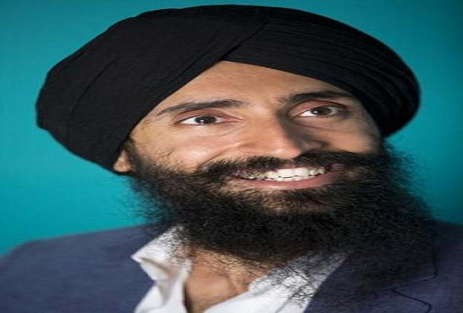Sikh actor accepts airline’s apology, says respect religious sentiments