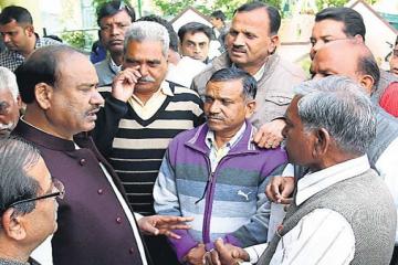 दूसरों को खुशियां बांटकर मनाया वेलेंटाइन डे, लिया अंगदान का संकल्प