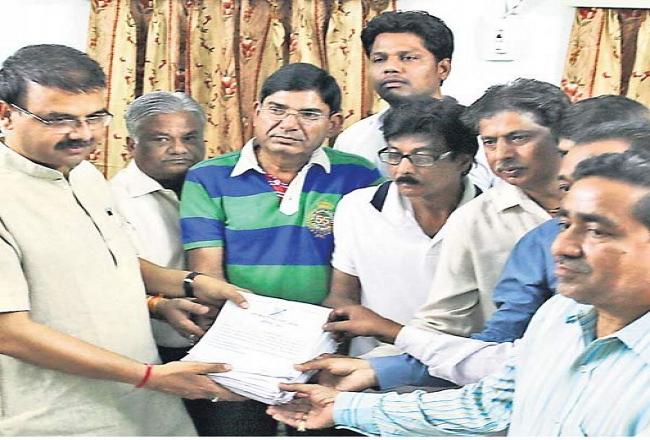 1100 सर्राफा व्यापारियों ने छोड़ी भाजपा, इस्तीफा नामंजूर
