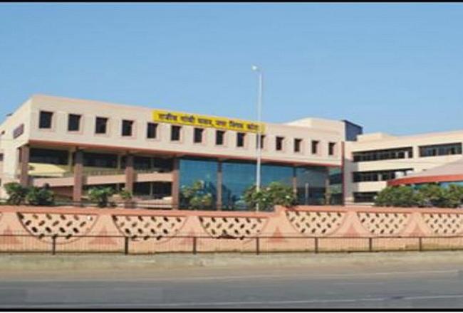 नगर निगम ने 4 लोगों पर लगाया 50 हजार जुर्माना, गंदगी फैलाने का आरोप