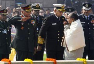 Antony reposes 'full faith’ in Army chief
