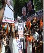 Congress weighs all Telangana options after Azad submits report