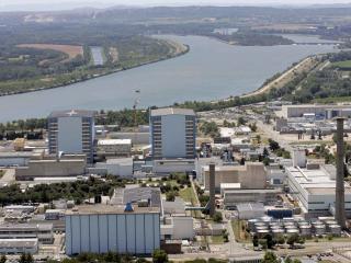 Explosion at French nuclear site kills one, no radioactive leak