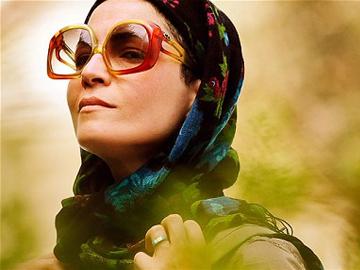 Iranian actress awarded jail term, 90 lashes