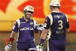 RCB vs KKR: Knight Riders crush Royal Challengers as Kallis, Gambhir make merry