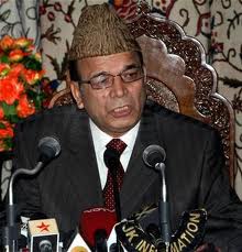Series of gaffes puts Omar govt in tight spot