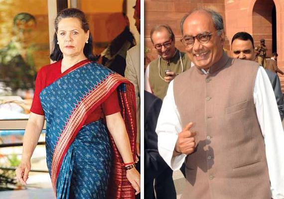 Soniaji Never Cried On Seeing Batla House Pictures, Says Digvijay Singh