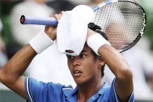 Steep fall for Somdev, slips to 89 in singles ranking