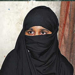 Wanted to marry another husband, the wife stabbed