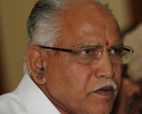 Yeddyurappa resigns, backs Sadananda Gowda as next CM